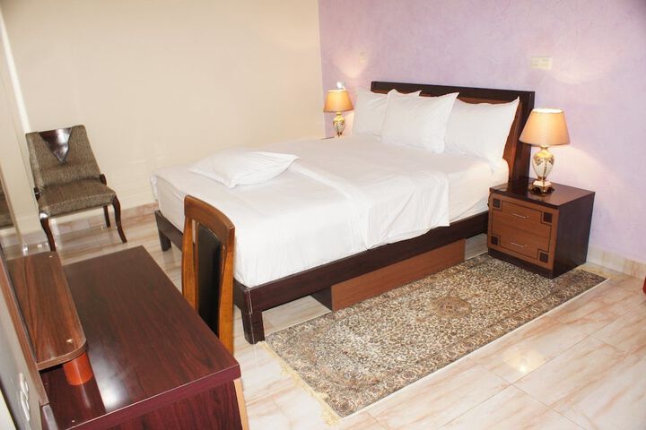 Room 8 of 45