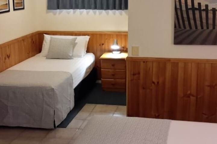 Room 5 of 47