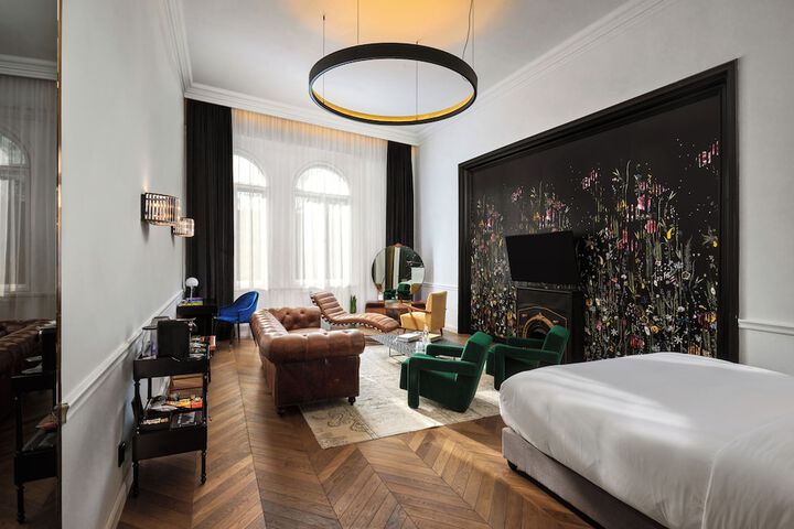 Hotel Collect – Adults Only