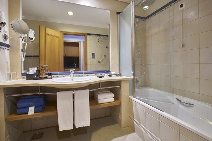 Bath Photo