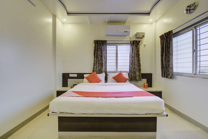 Room 15 of 20