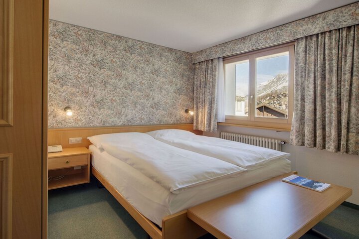 Room 13 of 47