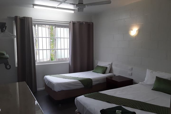 Room 2 of 15