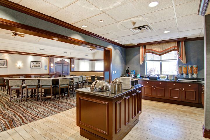 Breakfast/Coffee Service 27 of 41