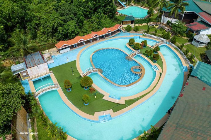 Hidden Valley Mountain and Wavepool Resort in Pinamungajan