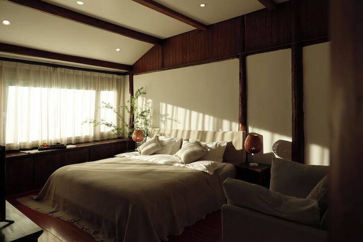 Room 20 of 138