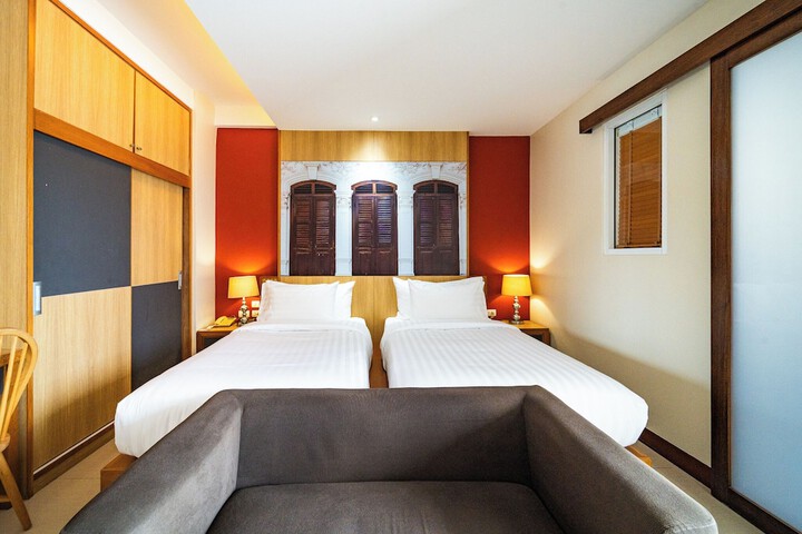 Room 14 of 63