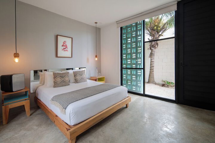 Room 51 of 85