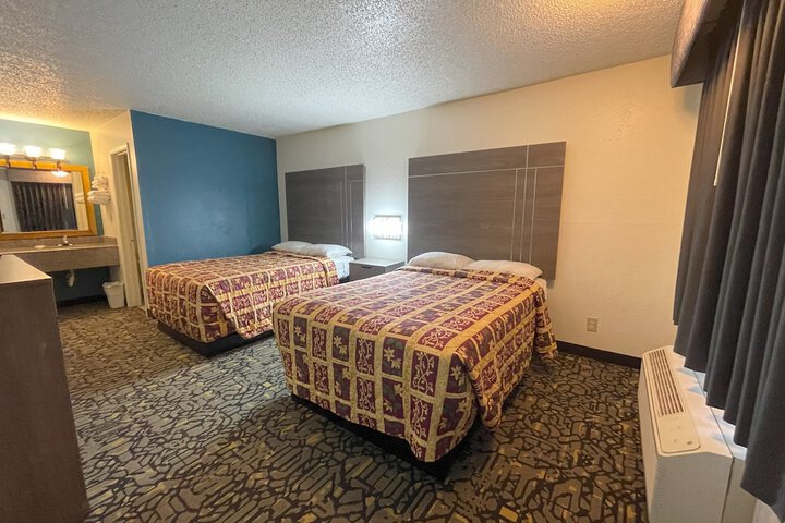 Room 3 of 15