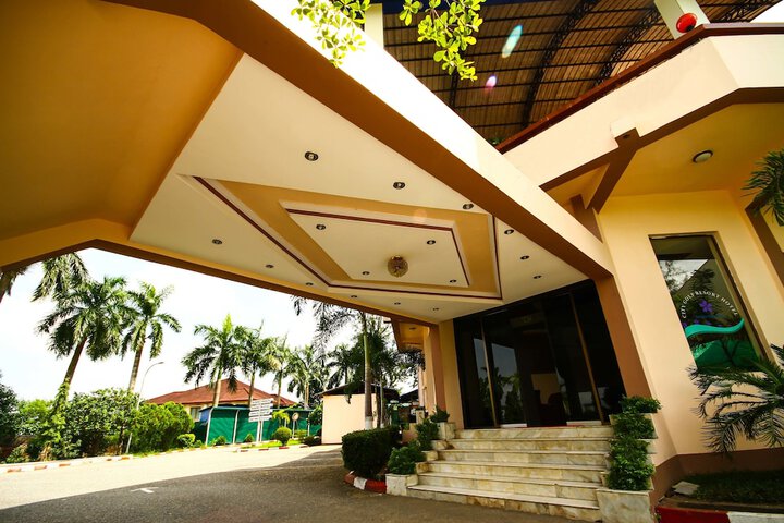 Hotel 33 of 36
