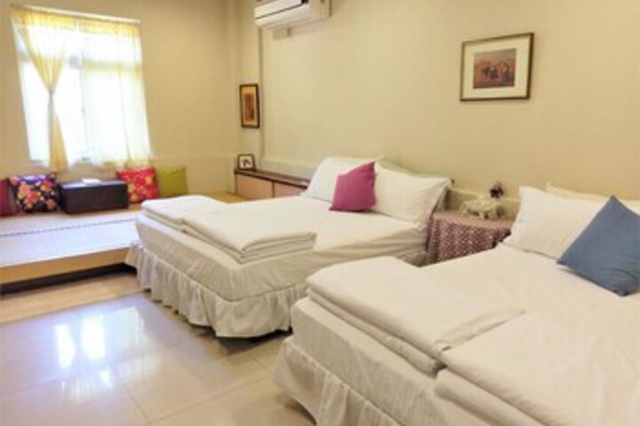 Room 19 of 37