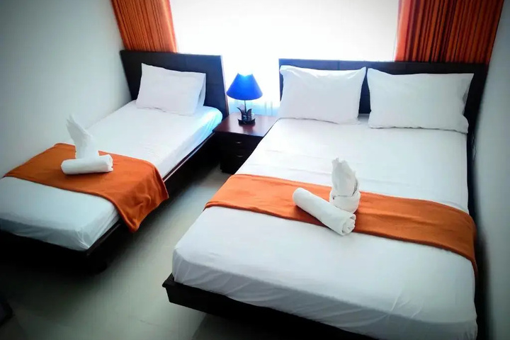 Room 8 of 29