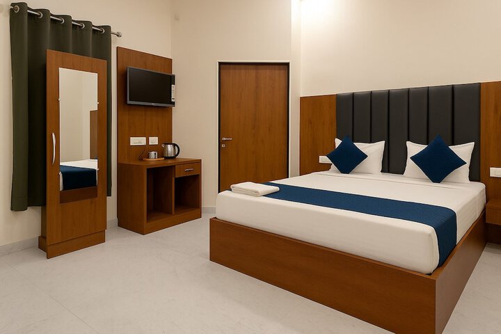 Room 2 of 6