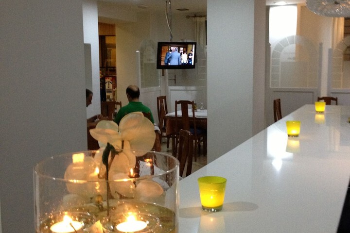 Lounge 19 of 26