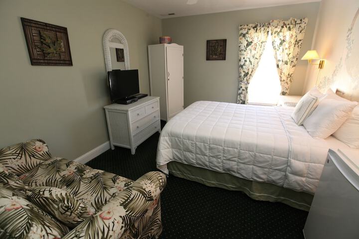 Room 42 of 68