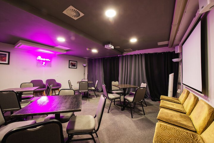 Entrance & Lobby