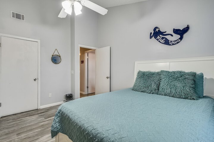 Room 11 of 46