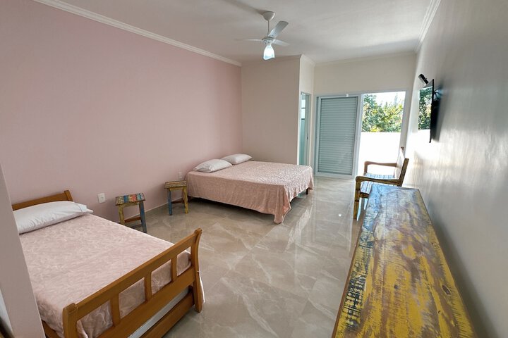 Room 6 of 49