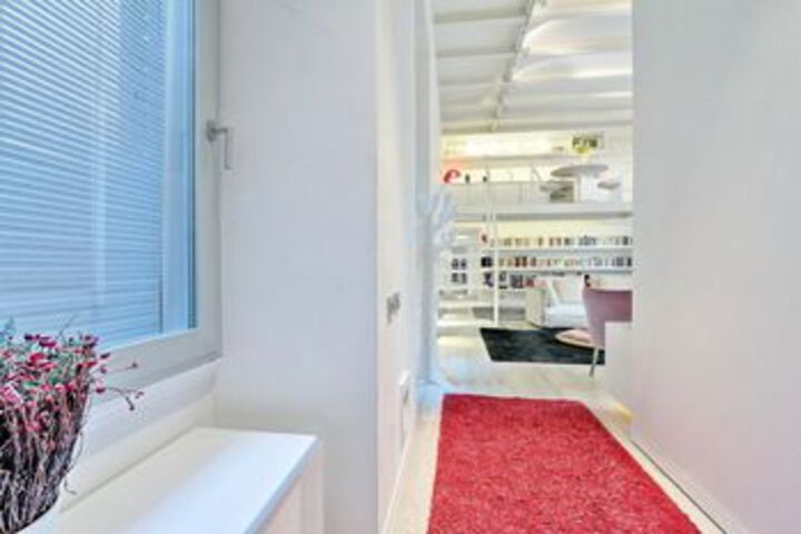 Room 15 of 22