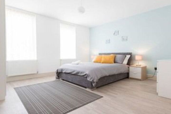 Room 14 of 29