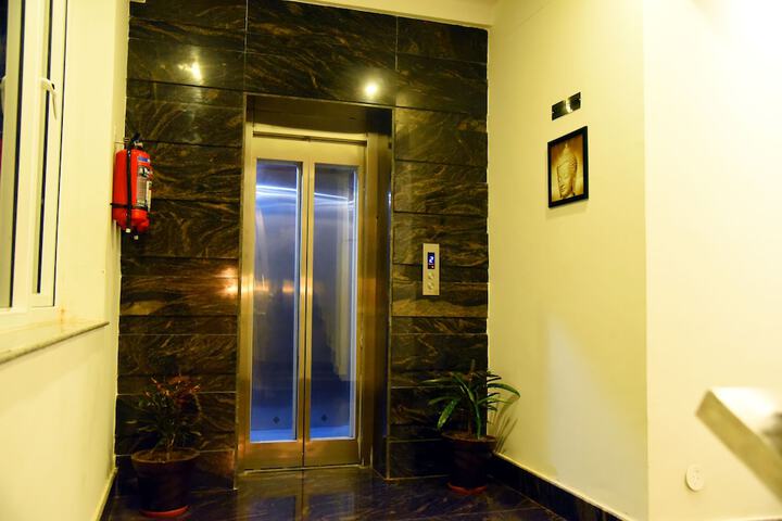 Hotel Interior 82 of 97