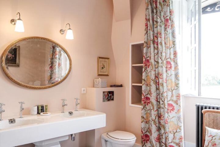 Room 15 of 31