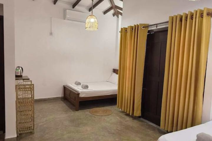 Room 20 of 72
