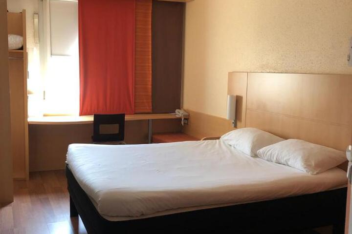 Photo 18
