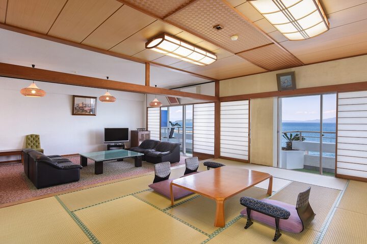 Room 19 of 60