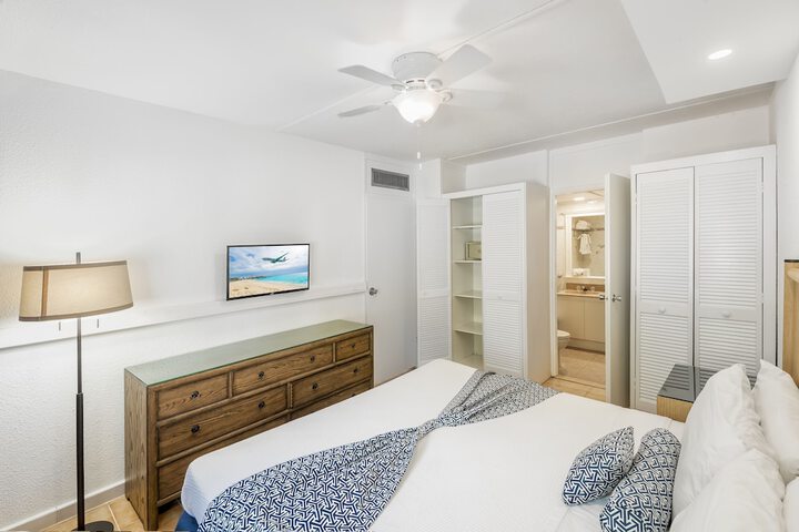 Room 5 of 36