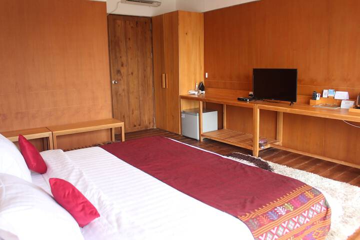 Room 10 of 56