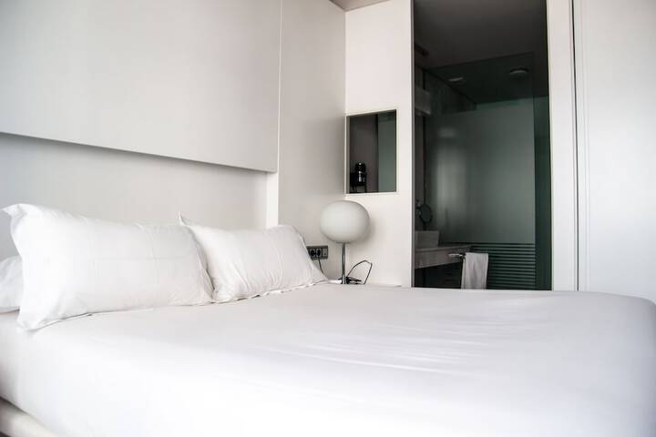 Room 9 of 59