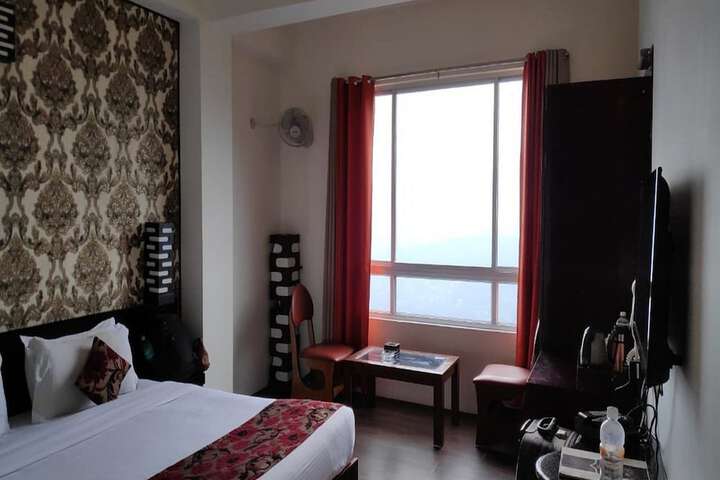 Room 15 of 73