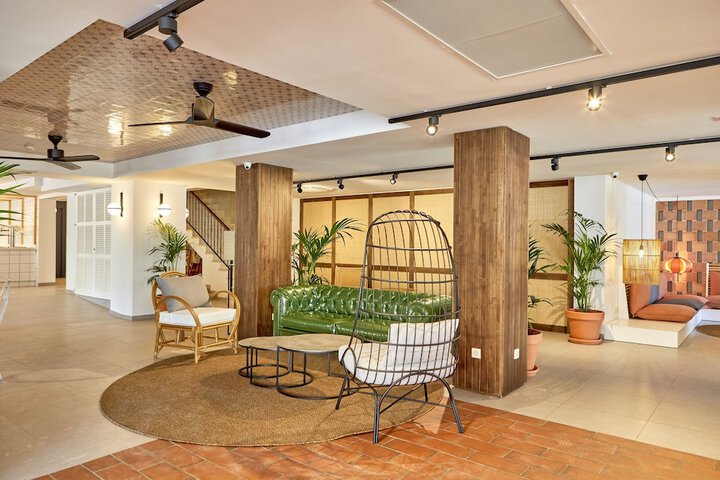 Lobby Entry