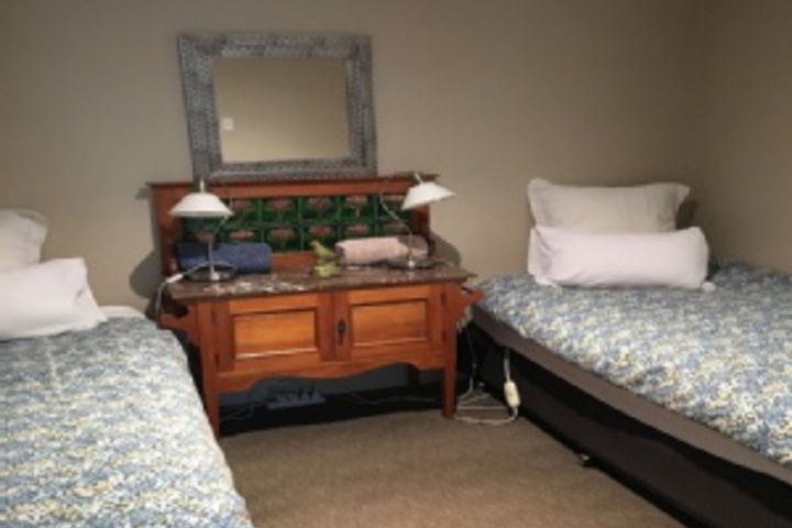 Room 81 of 144