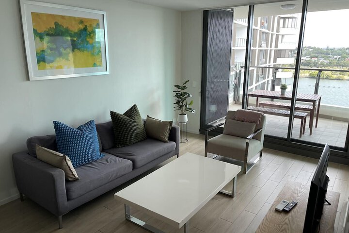 Room 10 of 34