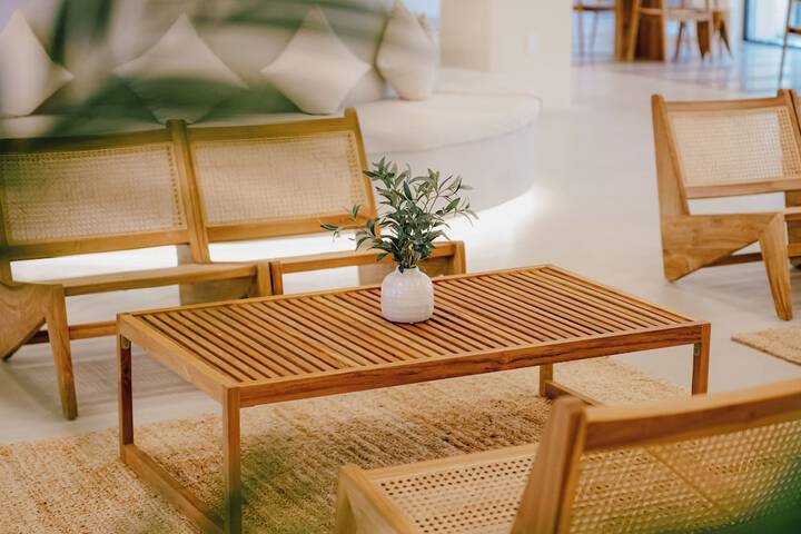 Hotel Interior 6 of 71