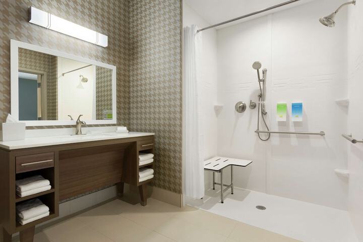 Bathroom shower