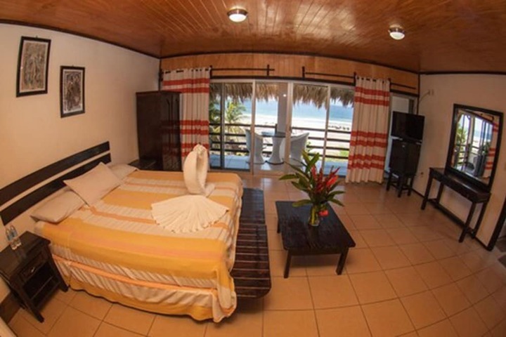 Room 9 of 95