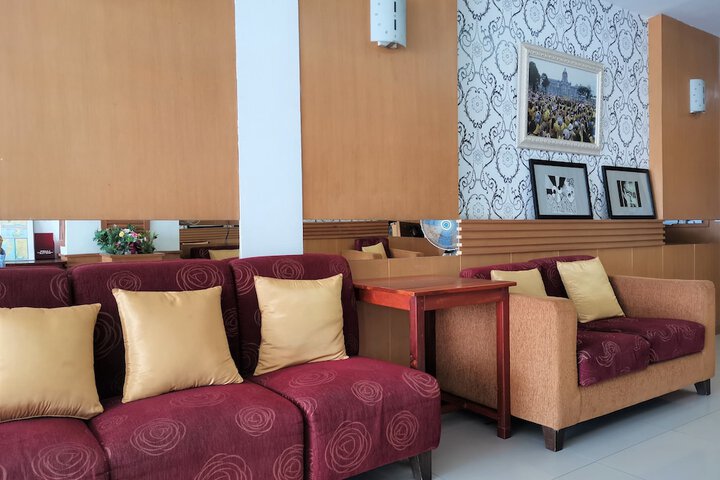 Guest Lobby