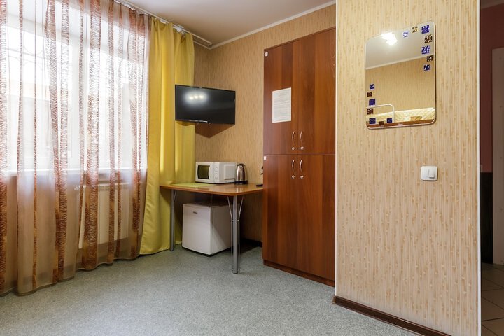 Room 5 of 75