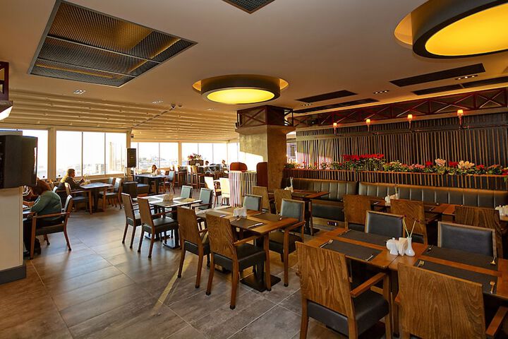 Dining Photos