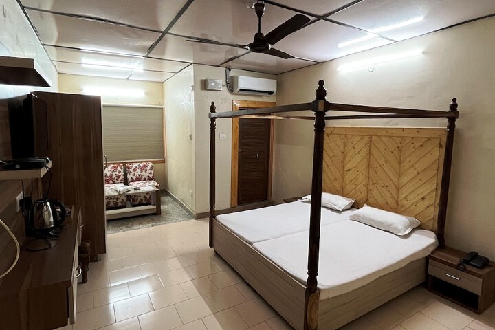 Room 20 of 56