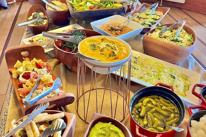Dining 72 of 94