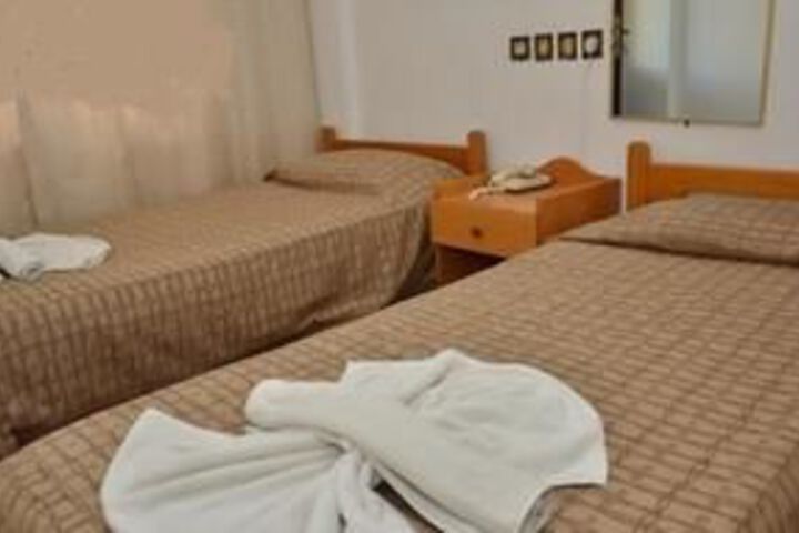 Room 9 of 20