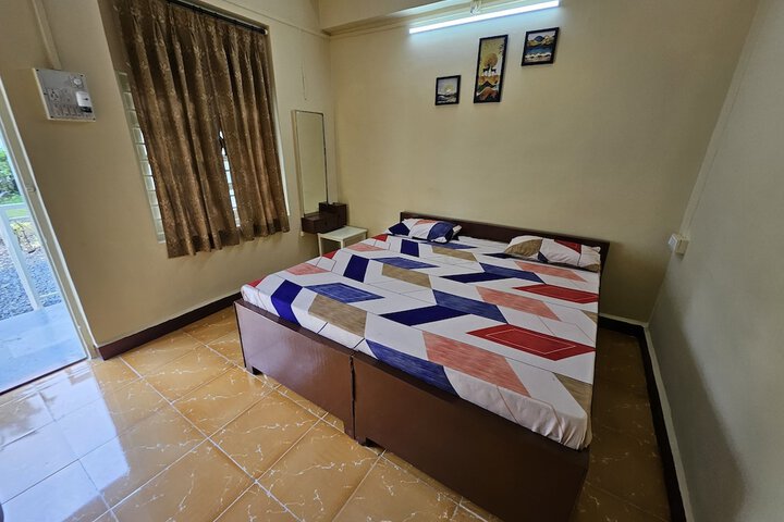 Room 3 of 30