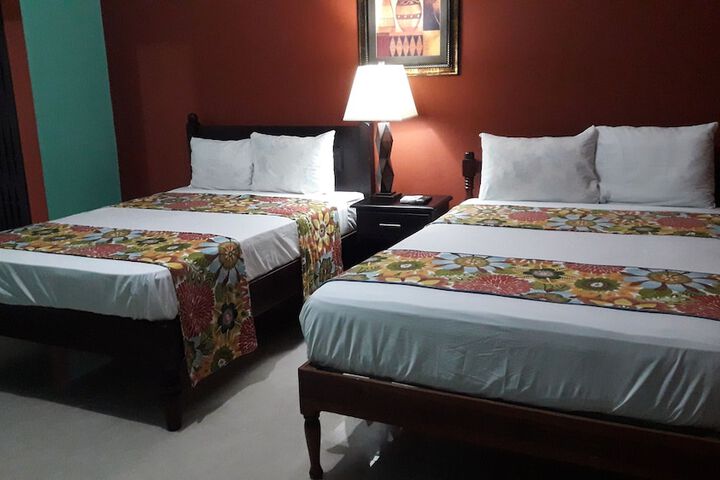 Room 6 of 43
