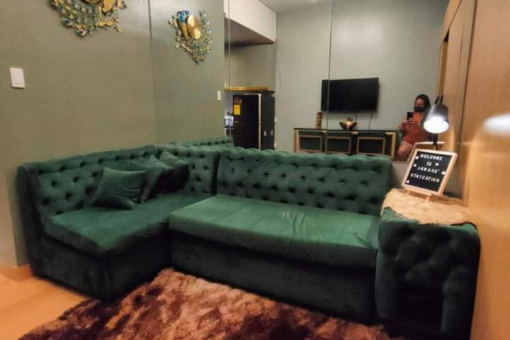 Breath Staycation Trees Residences Tower 5