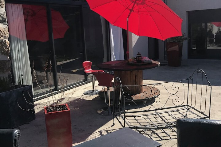 Terrace/Patio 45 of 48