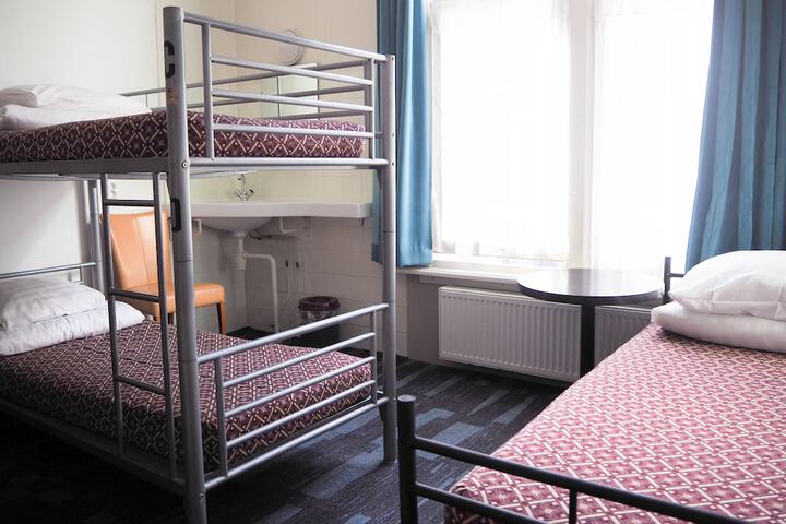 Room 33 of 55